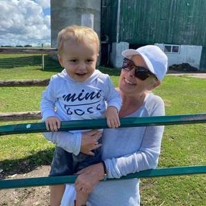 Meet your Posher, Connie